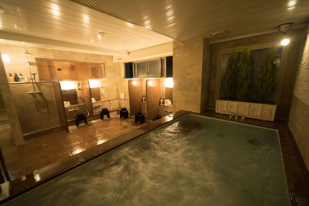 Hotel Claiton Esaka Suita Eksteriør billede